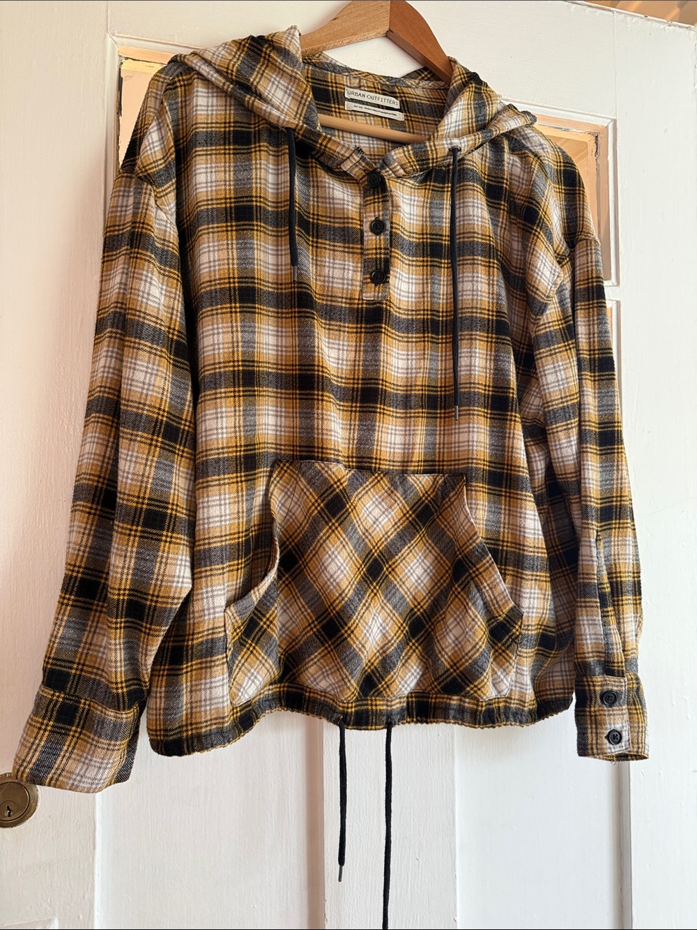 Urban Outfitters Plaid Hoodie Pullover in Mustard & Black